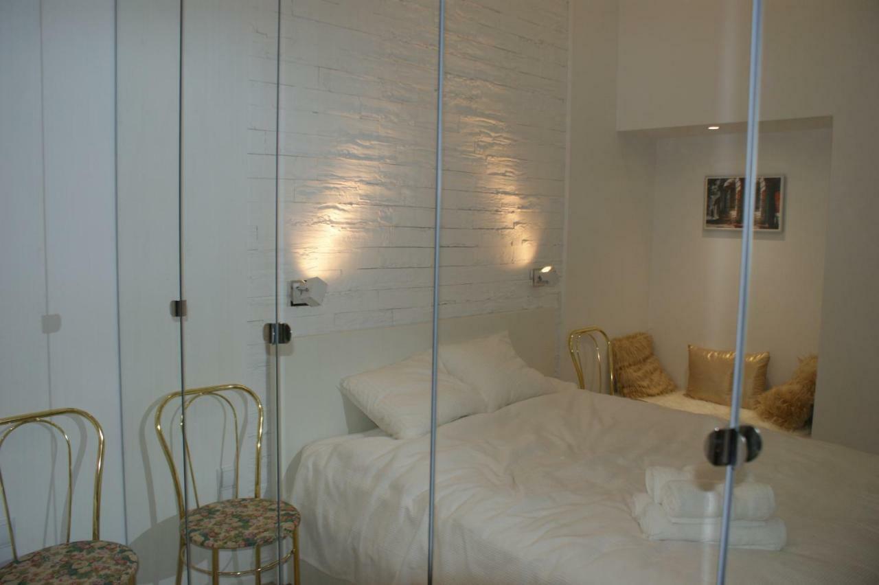 Lovely Apartment- Poznanska 16 وارسو المظهر الخارجي الصورة